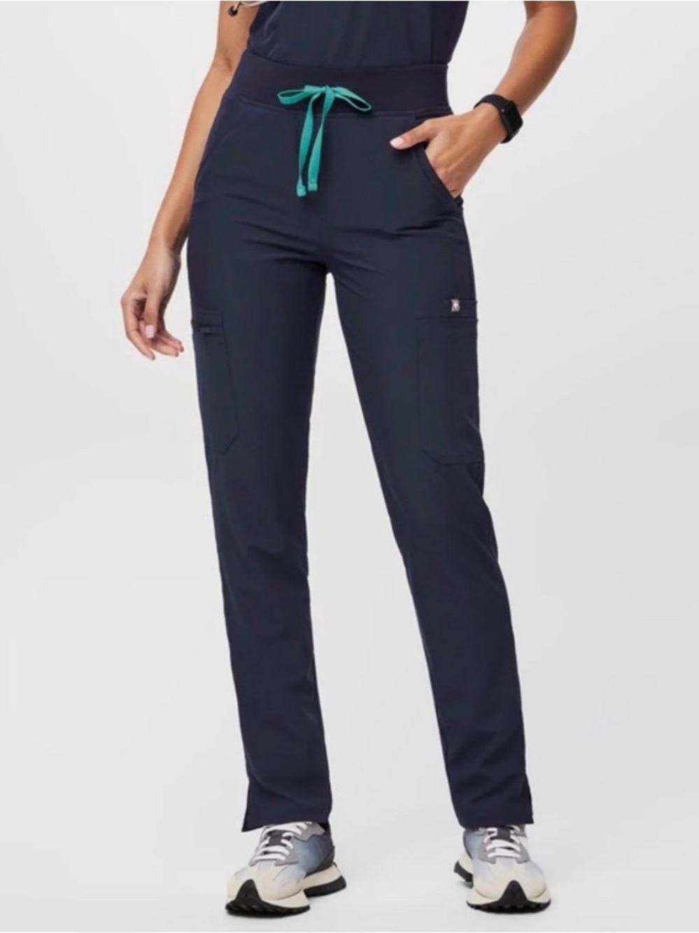 TWO (2x) Figs Women's FREEx Lined Yola Scrub Pants